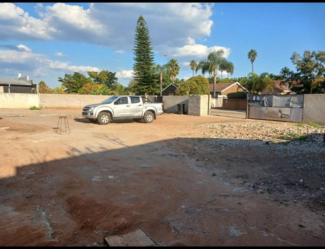 5 BEDROOM APARTMENT BLOCK FOR SALE IN WESTENBURG